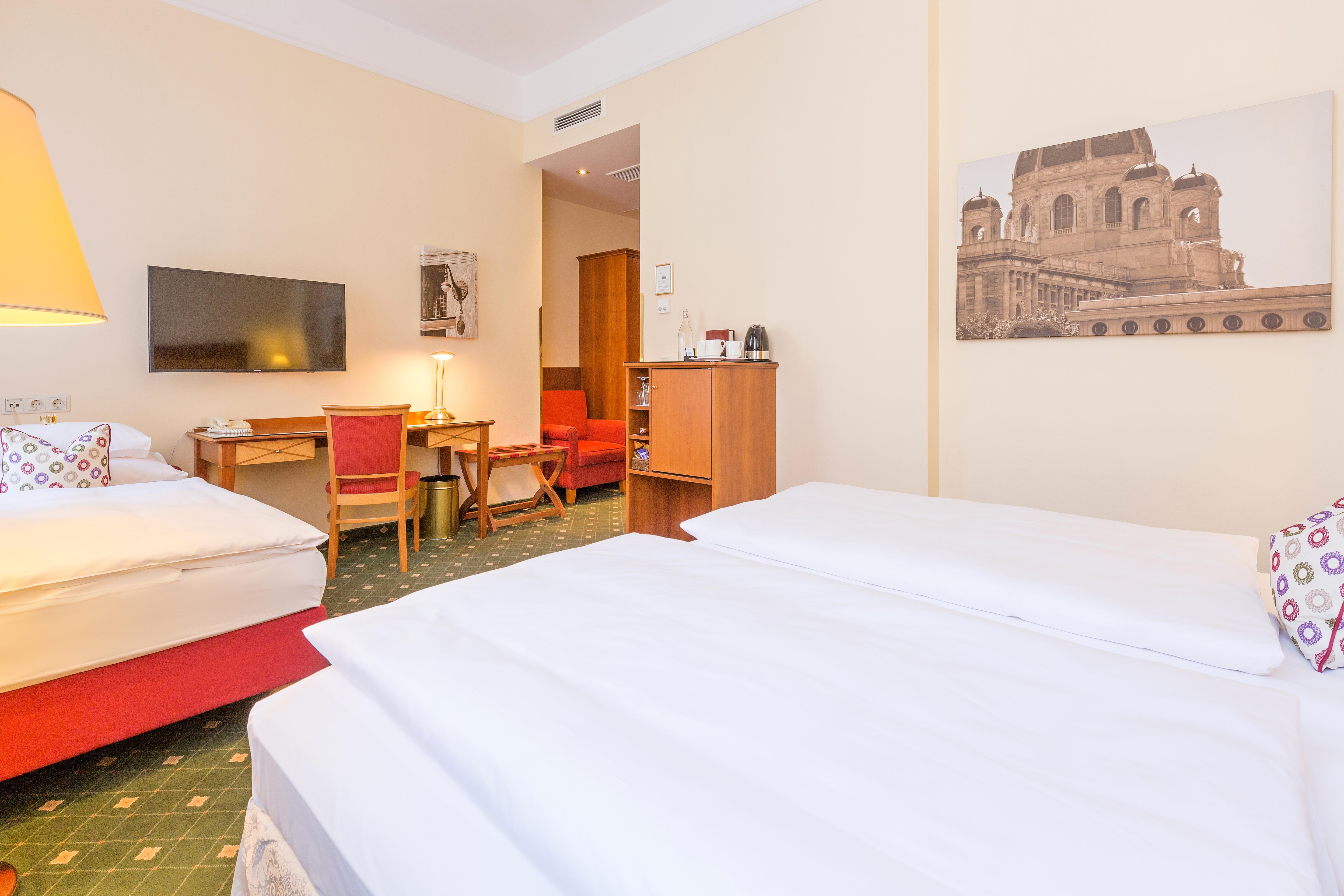 Hotel Kaiserhof Wien Exteriör bild